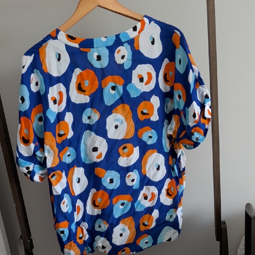 Colorful Button-Up Shirt - Picture 6 of 9